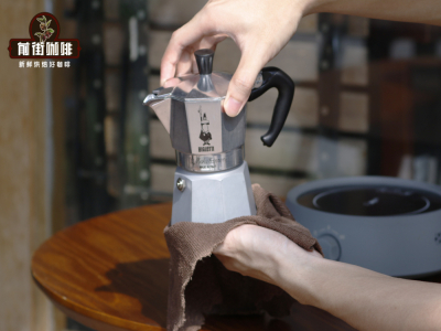 モカポットには安全上の隐患がありますか モカコーヒーポットの使い方はどうすればよいですか モカポットは直火でコーヒーを淹れることができますか 家庭でコーヒーを淹れるのにビアレッティのモカポットは買う価値がありますか