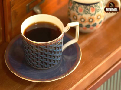 インドネシアのコーヒー豆グレード｜スマトラ ゴールデンマンデリンG1コーヒーの風味と口当たりの特徴とは？ハンドドリップの深煎りマンデリンブラックコーヒーはどんな人に向いている？