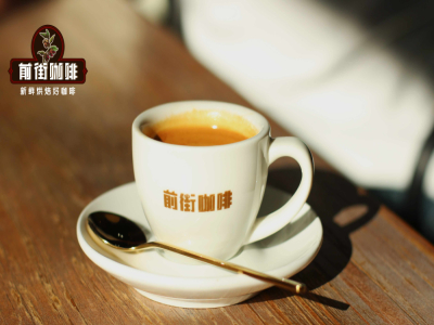 イタリアのミルクコーヒー｜モカコーヒーとは何か？モカとカフェラテの作り方と割合の違いは？スターバックスのモカとカフェラテ、どちらがおいしい？