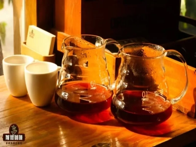コーヒーの液色｜コーヒーの色からコーヒー豆の焙煎度／濃度／ろ過方式をどうやって判断するか？深煎りと浅煎りのコーヒーの違いは何ですか？