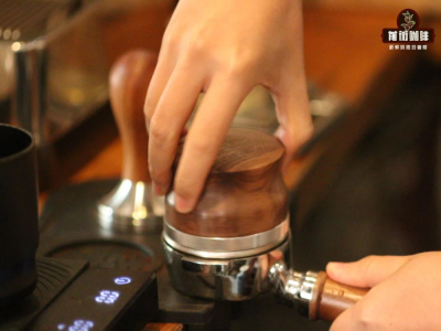 エスプレッソ抽出入門｜コーヒー初心者はどうやってエスプレッソコーヒーを作るのか？イタリアコーヒーの標準的な抽出プロセスにはどのようなステップがあるか？